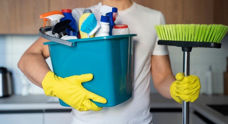 Társasházi takarító munka Budapest XIII. kerület – teljes munkaidő