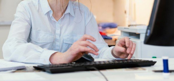 Kereskedelmi asszisztens állás Oroszlányban – nettó 300.000 Ft + bónusz, stabil munka