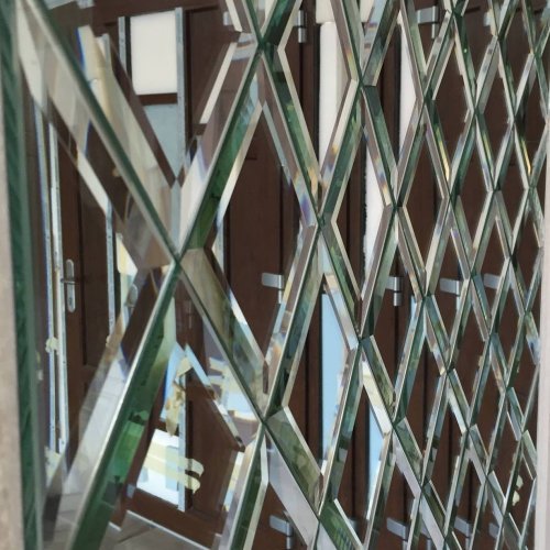 Üvegezési és beépítési feladatkör ​Iklad településen –​ Korrekt fizetés